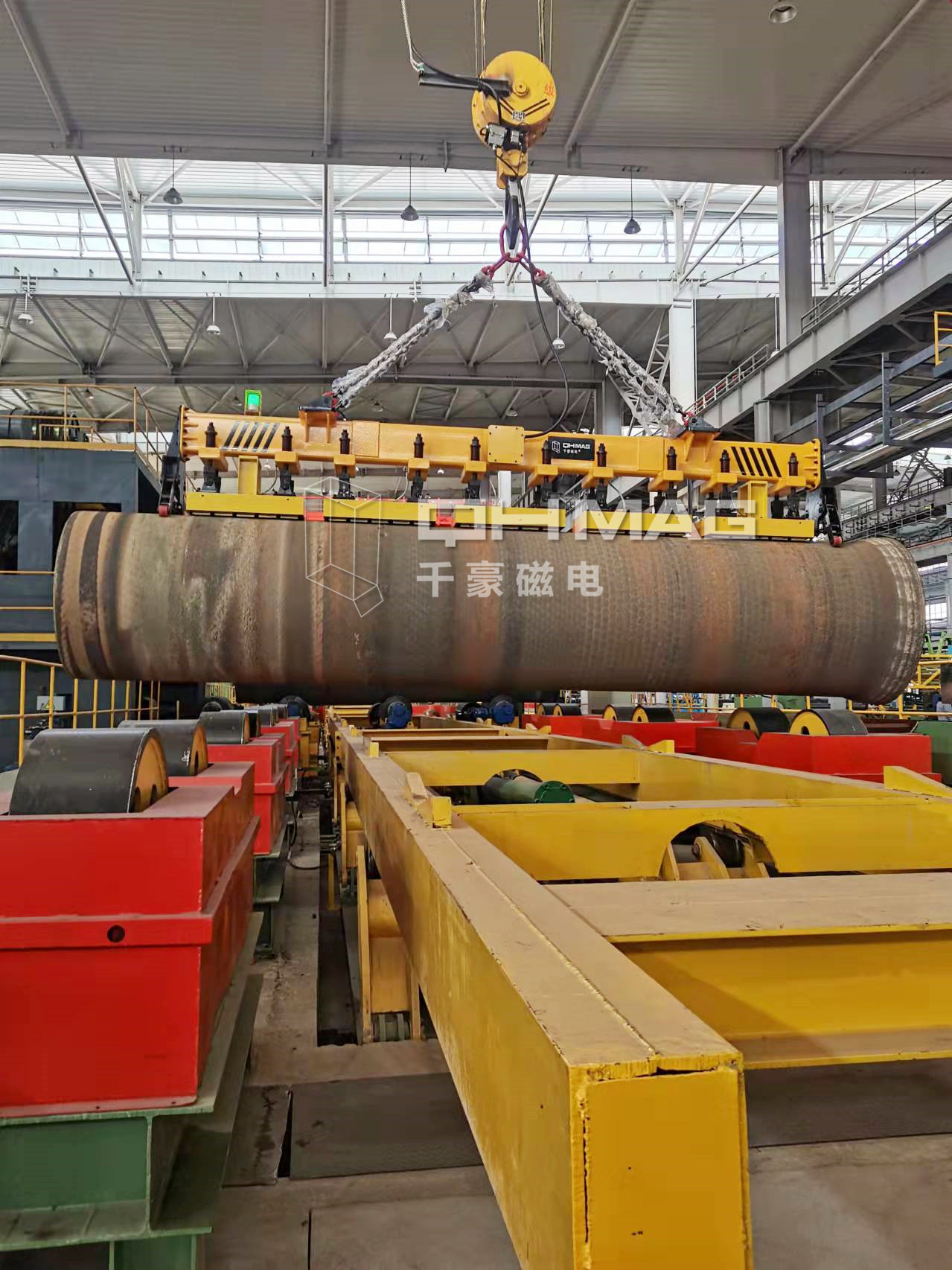 吊鋼管專用吊具,鋼管吊具,電永磁吊具，千豪