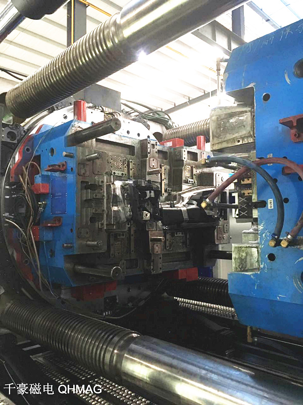 千豪磁力鎖?？焖贀Q模系統(tǒng)